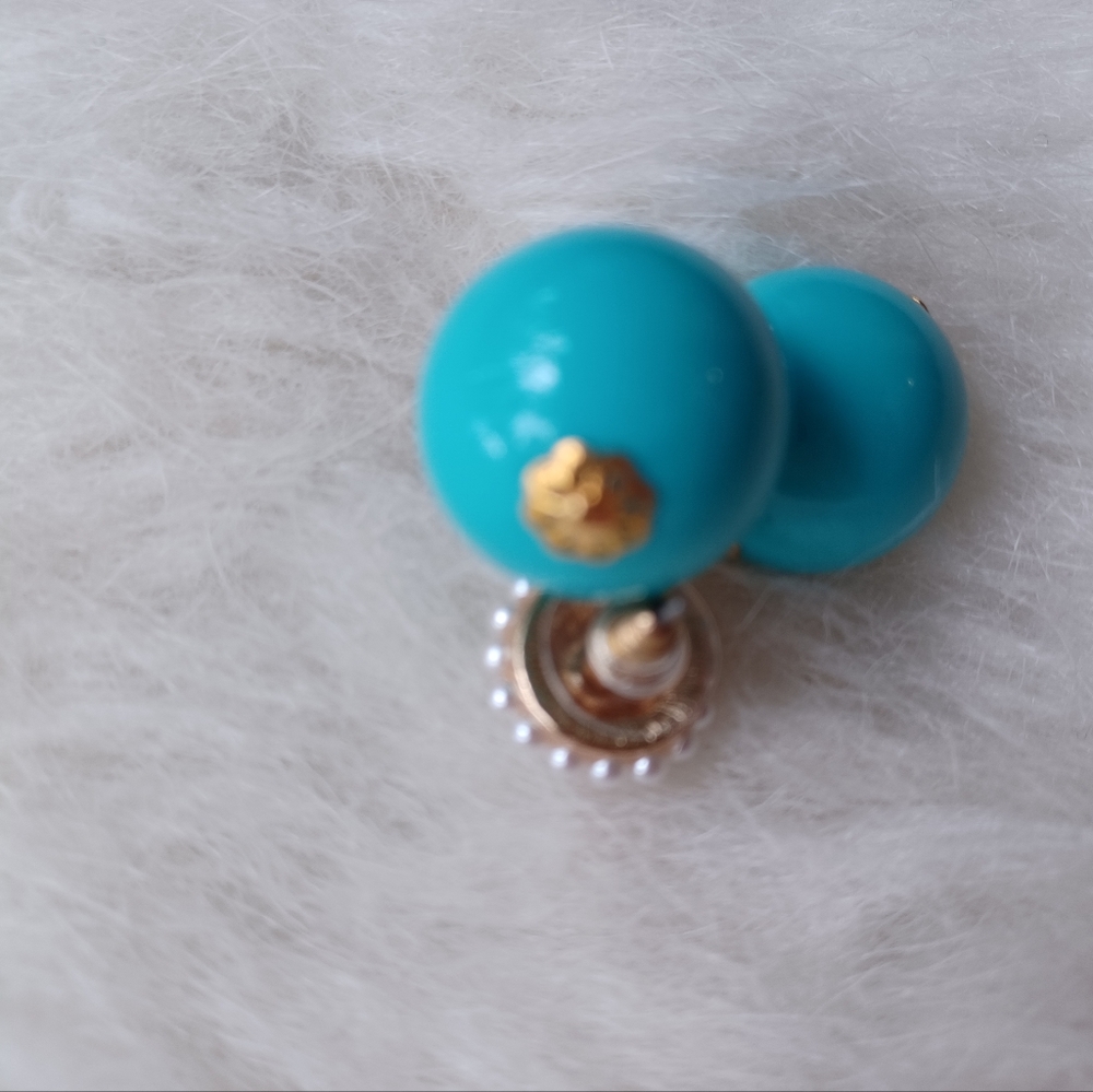 Elegant Turquoise and Pearl Earrings - Picture 4 of 5